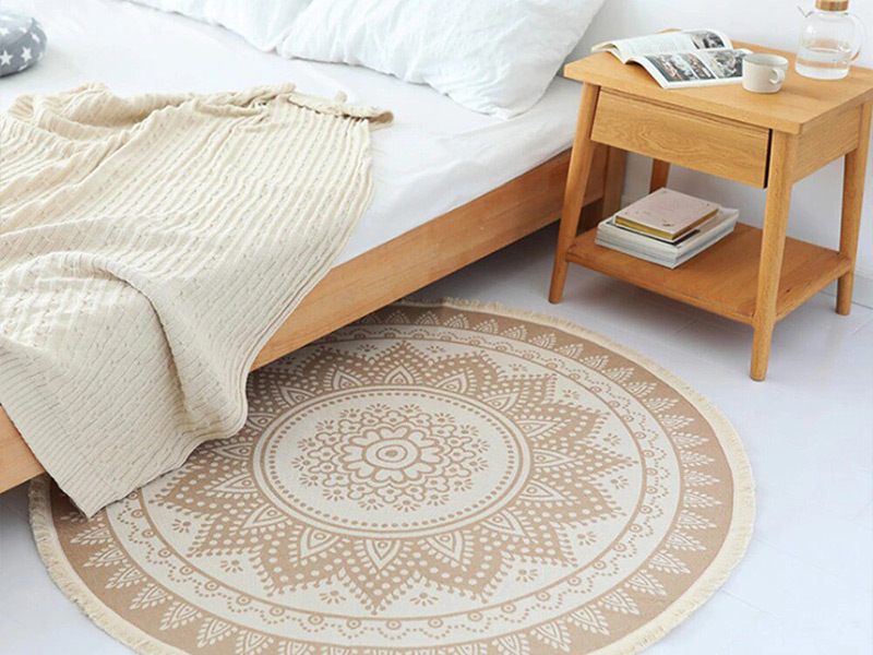 Круглый ковер в спальню с узором